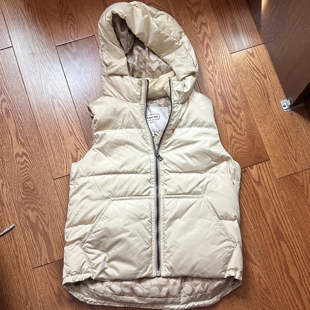 Coach Cream Quilted Hooded Puffer Vest